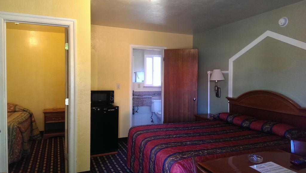 El Dorado Motel Pittsburg Rum bild